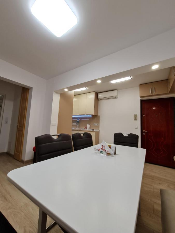 Luxury Panoramic Apartment オラデア エクステリア 写真